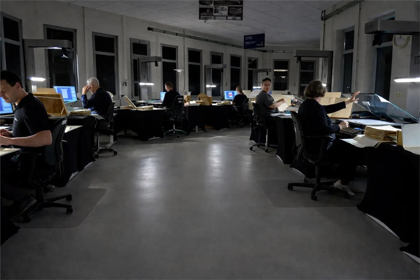 Werkvloer van 2dA met digitalisering en documentverwerking